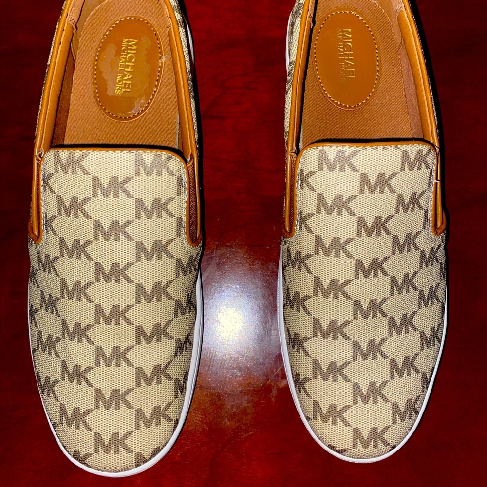 Michael Kors Loafer/Slip-on